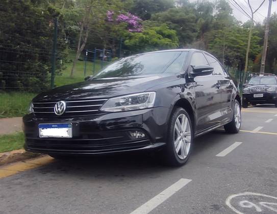 VOLKSWAGEN JETTA 2.0 TSI HIGHLINE 211CV GASOLINA 4P TIPTRONIC